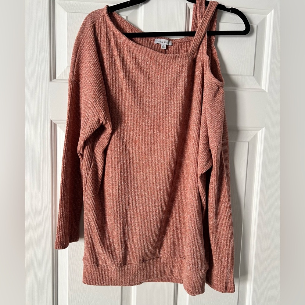 White Burch size Lg off the shoulder top.
